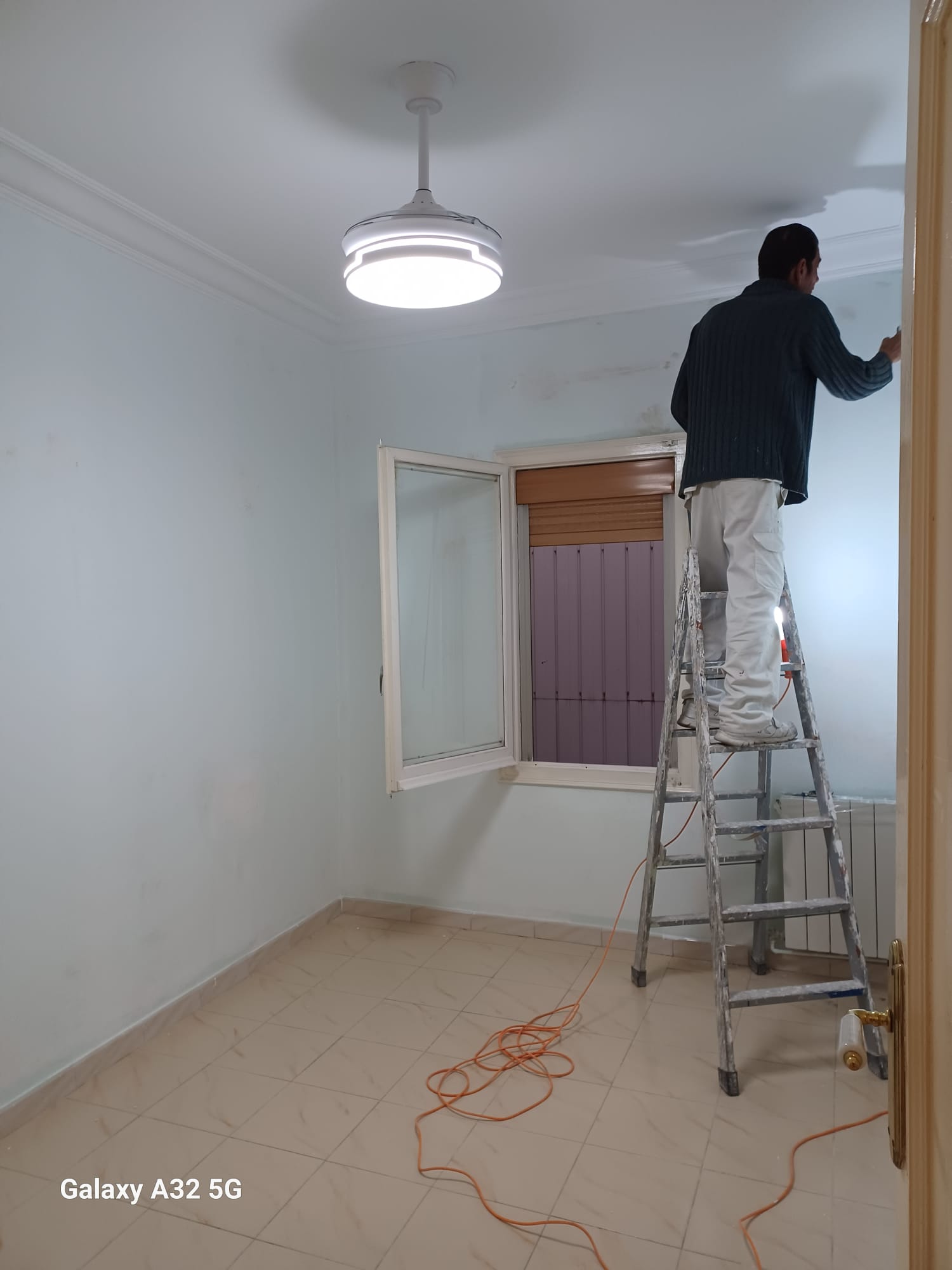 Trabajo de pintura profesional realizado por G Services